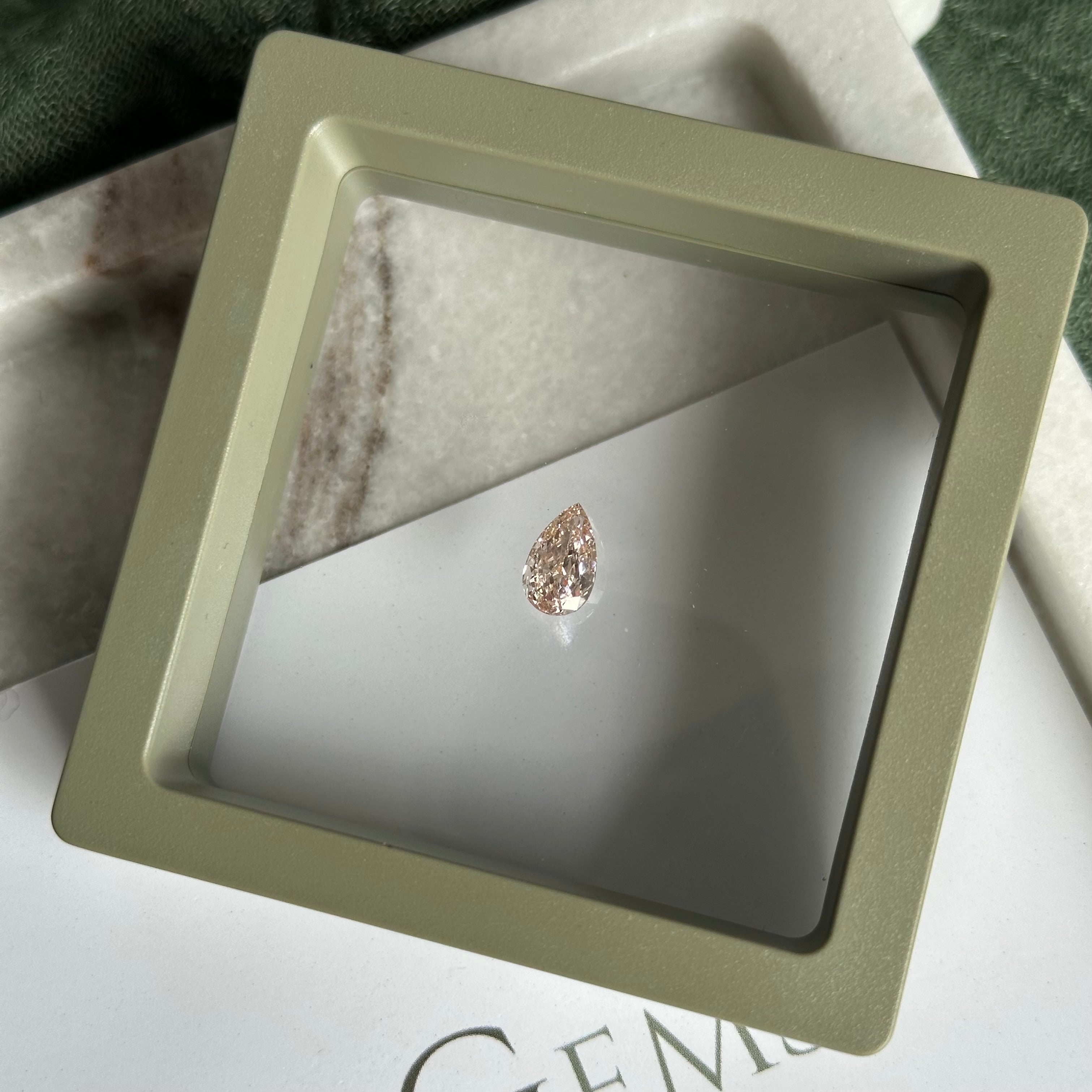 1.65 ct Fancy Pink Pear (VS1)